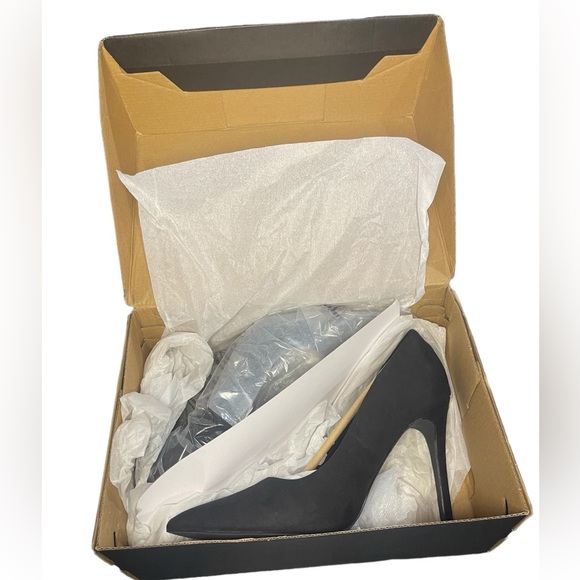 SHOEDAZZLE STILETTOS - Picture 3 of 4